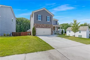 575 Walnut Grv Wy, Pendergrass, GA 30567 - Photo 2