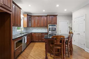 160 Torrey Pines Ct, Newnan, GA 30265 - Photo 2