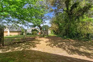 894 Five Forks Trickum Rd, Lawrenceville, GA 30046 - Photo 24