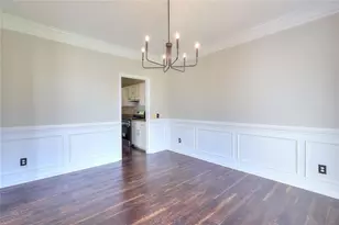 10590 Stonepoint Pl, Johns Creek, GA 30097 - Photo 6