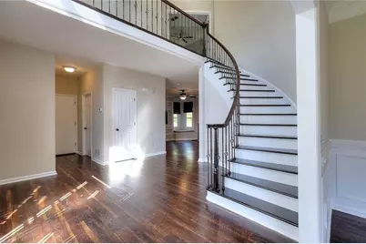 10590 Stonepoint Place, Johns Creek, GA 30097 - Photo 4