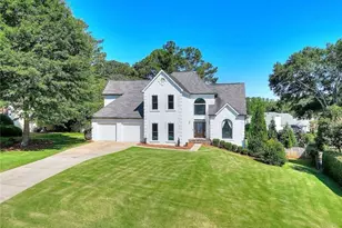 10590 Stonepoint Pl, Johns Creek, GA 30097 - Photo 2