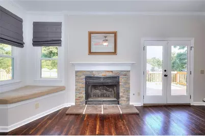 10590 Stonepoint Place, Johns Creek, GA 30097 - Photo 12