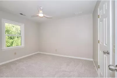 10590 Stonepoint Place, Johns Creek, GA 30097 - Photo 34