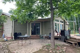 655 Cox Rd, Roswell, GA 30075 - Photo 2