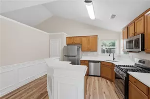 127 Hidden Lake Cir, Canton, GA 30114 - Photo 12