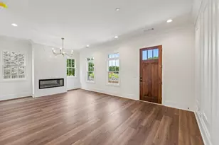 4810 Moonview Ln, Sugar Hill, GA 30518 - Photo 8