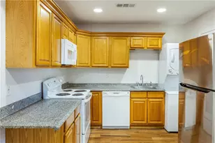 834 Wilson Cir SW, Marietta, GA 30064 - Photo 6