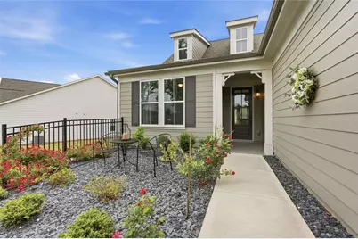 320 Salton Way, Hoschton, GA 30548 - Photo 2
