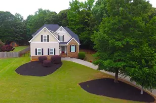 194 Palmer Ct, Jefferson, GA 30549 - Photo 2