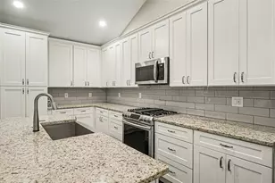 2708 Hawk Dr NE, Marietta, GA 30066 - Photo 4