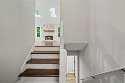 2708 Hawk Drive NE, Marietta, GA 30066 - Photo 6