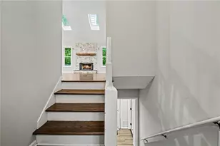 2708 Hawk Dr NE, Marietta, GA 30066 - Photo 6