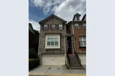 1922 Townsend Court #7, Atlanta, GA 30329 - Photo 2