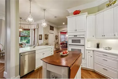 1036 Arbor Trace NE, Atlanta, GA 30319 - Photo 8