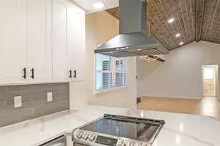1923 Forest Green Dr NE, Atlanta, GA 30329 - Photo 18