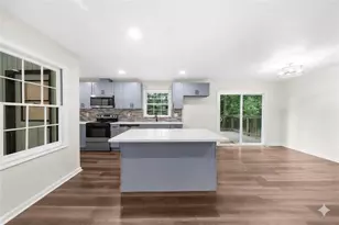 3022 Hillwood Dr NW, Lawrenceville, GA 30044 - Photo 8
