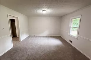 4402 N Shore Ln, Norcross, GA 30093 - Photo 16