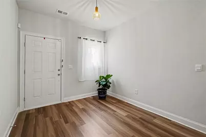 823 Mackay Creek, Woodstock, GA 30188 - Photo 2
