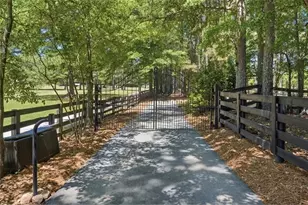 4 J Smith Rd, Newnan, GA 30263 - Photo 2