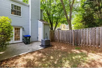 2883 Dresden Square Drive, Atlanta, GA 30341 - Photo 38