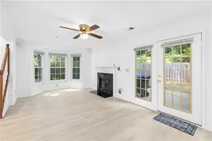 2883 Dresden Square Dr, Atlanta, GA 30341 - Photo 4