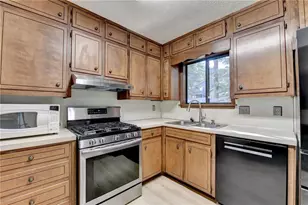 5527 Rails Way, Norcross, GA 30071 - Photo 14