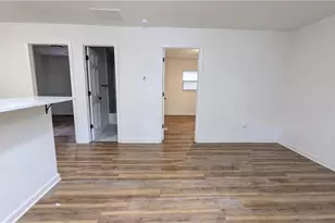 3283 Pebble Dr, Atlanta, GA 30344 - Photo 4