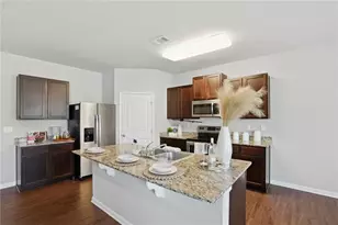 3869 Makeover Ct, Atlanta, GA 30349 - Photo 6
