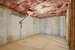 3869 Makeover Ct, Atlanta, GA 30349 - Photo 38