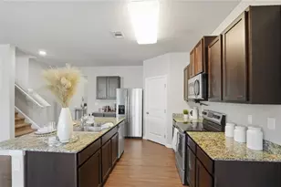 3869 Makeover Ct, Atlanta, GA 30349 - Photo 10