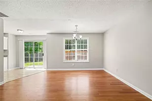 4489 Chestnut Lake Ave, Lithonia, GA 30038 - Photo 6
