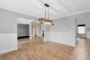 709 Roxholly Ln, Buford, GA 30518 - Photo 6