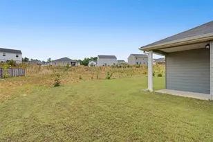 519 Pemberton St, Euharlee, GA 30145 - Photo 24