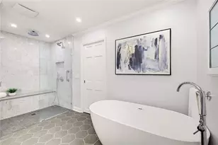 570 Rock Springs Rd NE, Atlanta, GA 30324 - Photo 22