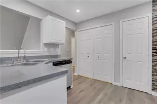4522 Ravenwood Pl, Union City, GA 30291 - Photo 16