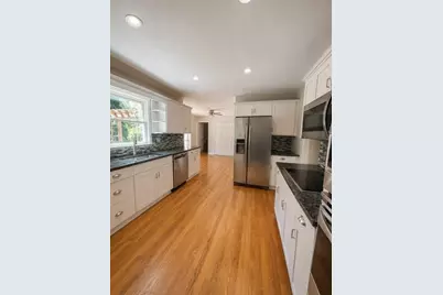 249 Woodlawn Drive NE, Marietta, GA 30067 - Photo 8
