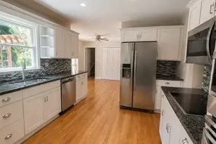 249 Woodlawn Dr NE, Marietta, GA 30067 - Photo 8