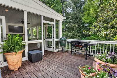 897 Glenbrook Drive NW, Atlanta, GA 30318 - Photo 16