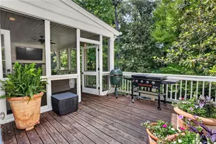 897 Glenbrook Dr NW, Atlanta, GA 30318 - Photo 16