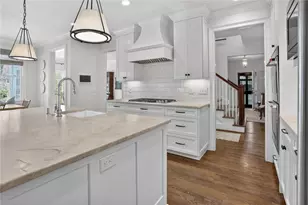 897 Glenbrook Dr NW, Atlanta, GA 30318 - Photo 10