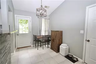 397 Thorn Thicket Dr, Rockmart, GA 30153 - Photo 4