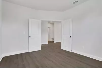 643 Dugout Drive, Lawrenceville, GA 30043 - Photo 8
