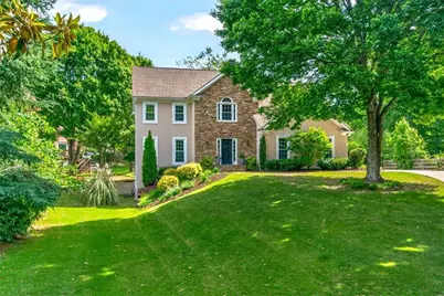 720 Paddock Court, Alpharetta, GA 30009 - Photo 4