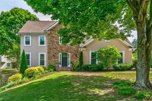 720 Paddock Ct, Alpharetta, GA 30009 - Photo 2