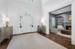 4371 Club Dr NE, Atlanta, GA 30319 - Photo 4