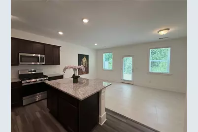 1682 Hannah Terrace NW, Atlanta, GA 30318 - Photo 4