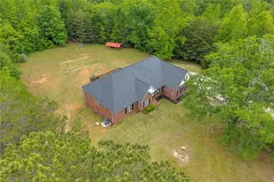 143 Pace Rd, Toccoa, GA 30577 - Photo 10