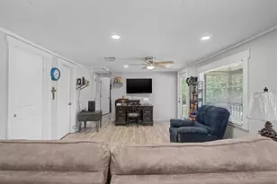 290 Dock Hyde Rd, Carrollton, GA 30116 - Photo 2