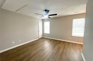 5843 Summerglen Ln, Atlanta, GA 30349 - Photo 10